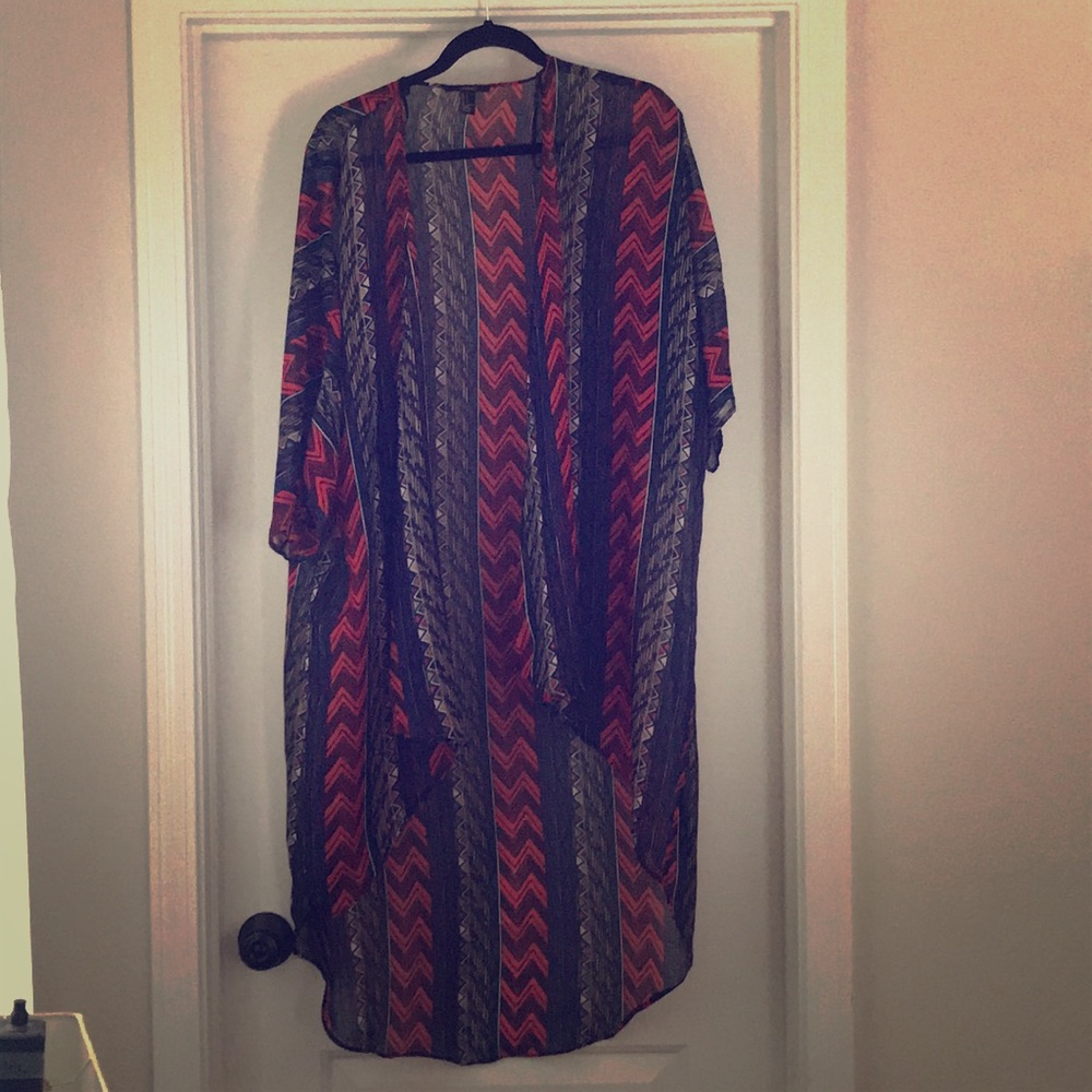 Forever21 Long sheer short sleeve kimono!